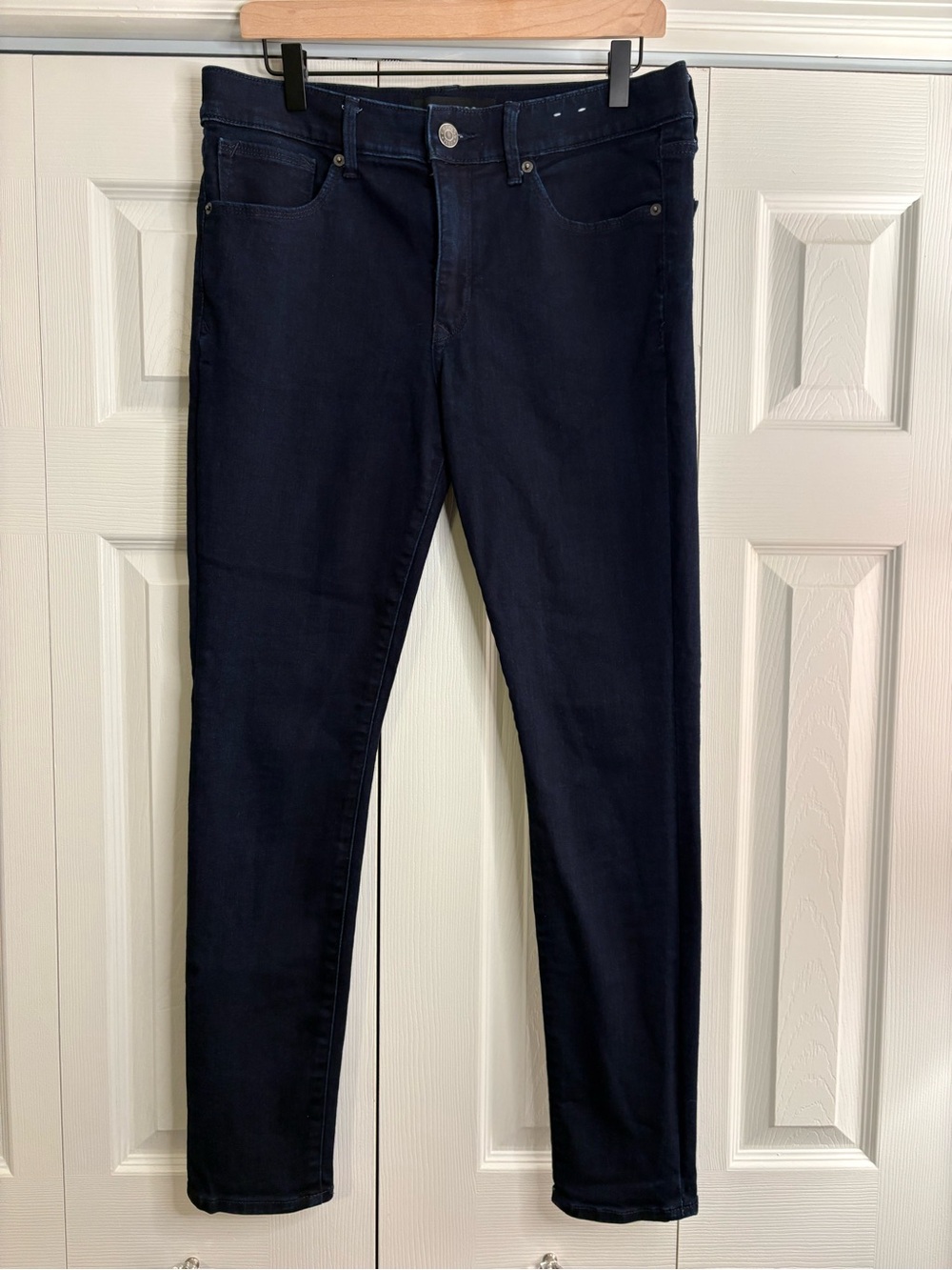 Women’s Express dark wash Mid-Rise Ankle Legging jeans size 10L